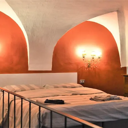 San Bernardo - Palazzo Rolli 'sauli' * Génova